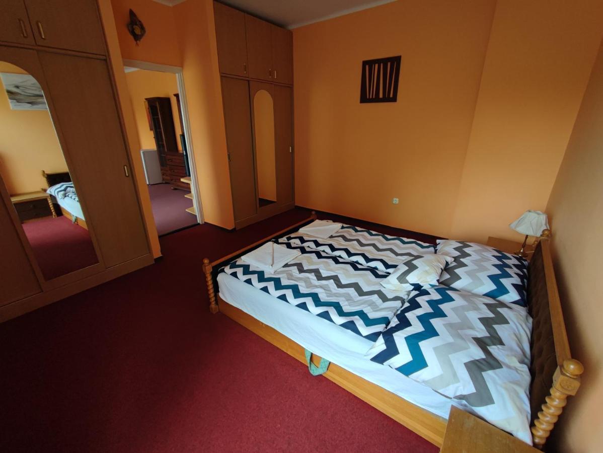 Hotel Beke Sziget Komló Exterior foto